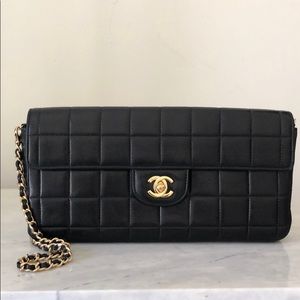 Chanel purse